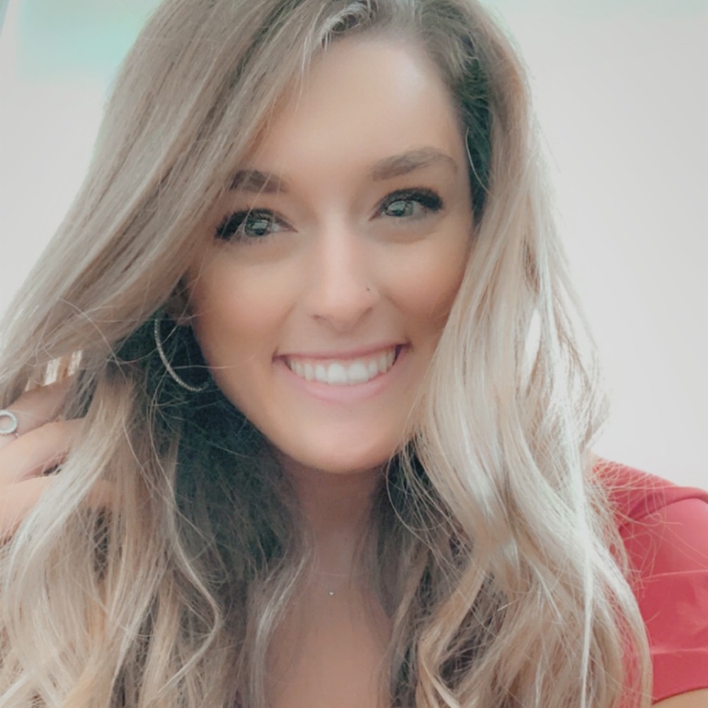 Meet your Posher, Kassandra